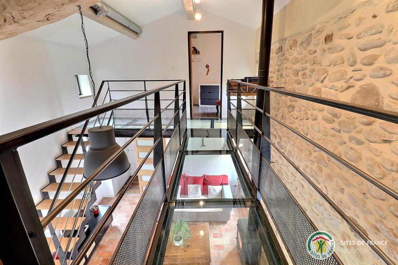 L'Envol Des Papillons Villa Grospierres Esterno foto